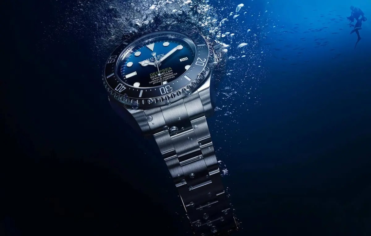 black-bezel-Rolex-Deepsea-1600×1019-1
